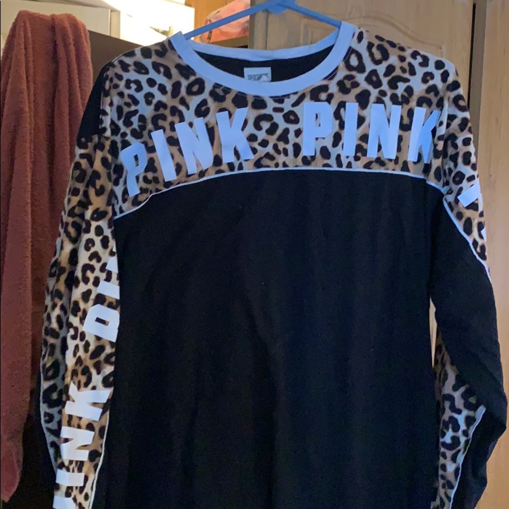 Long sleeve Victoria’s Secret (large)